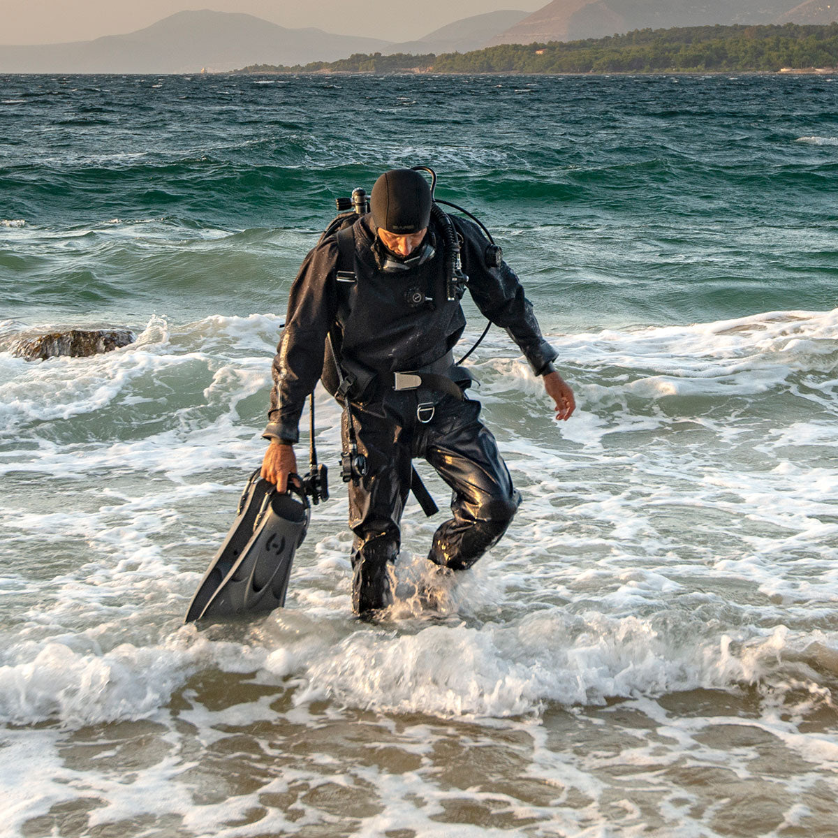 Bare Aqua Trek 1 Pro Men's Drysuit | Diving Sports Canada | Vancouver