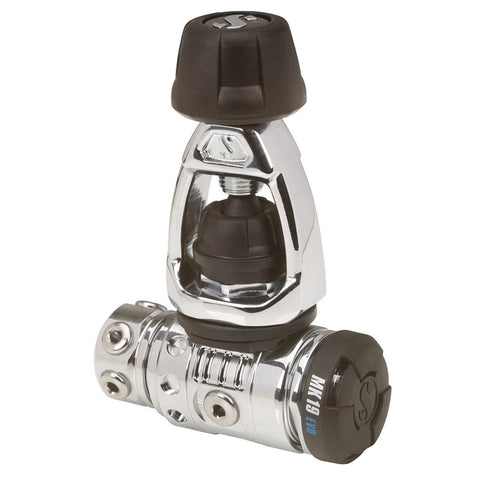 Scubapro MK19 EVO/A700 Yoke Dive Regulator System | Diving Sports Canada | Vancouver